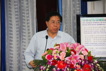 动物营养学国家重点实验室孟庆翔教授